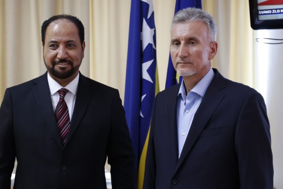 Deputy Speaker of the House of Peoples of the PA BiH Kemal Ademović received the ambassador of the State of Kuwait in BiH on a farewell visit
